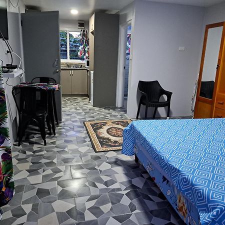 Tropical Almond Haven Panzió Suva Kültér fotó